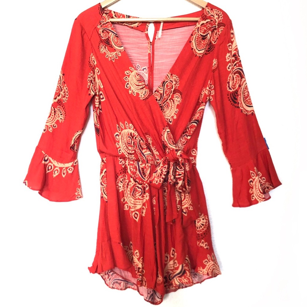 Free People All The Right Ruffles Romper Sz Small - Picture 5 of 11